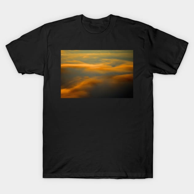 ALTO STRATOS T-Shirt by dumbodancer